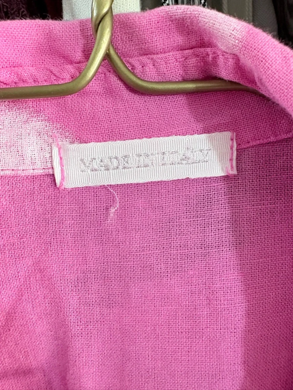 Bright Pink Linen Button-Up Shirt with Brand Label - Picture 4 of 11